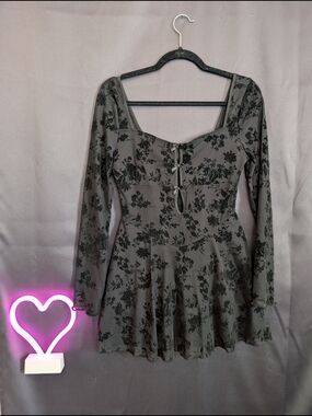 Women's Gray Floral Long-Sleeve Skater Sheer Bodice Shorts Lace Mini Dress